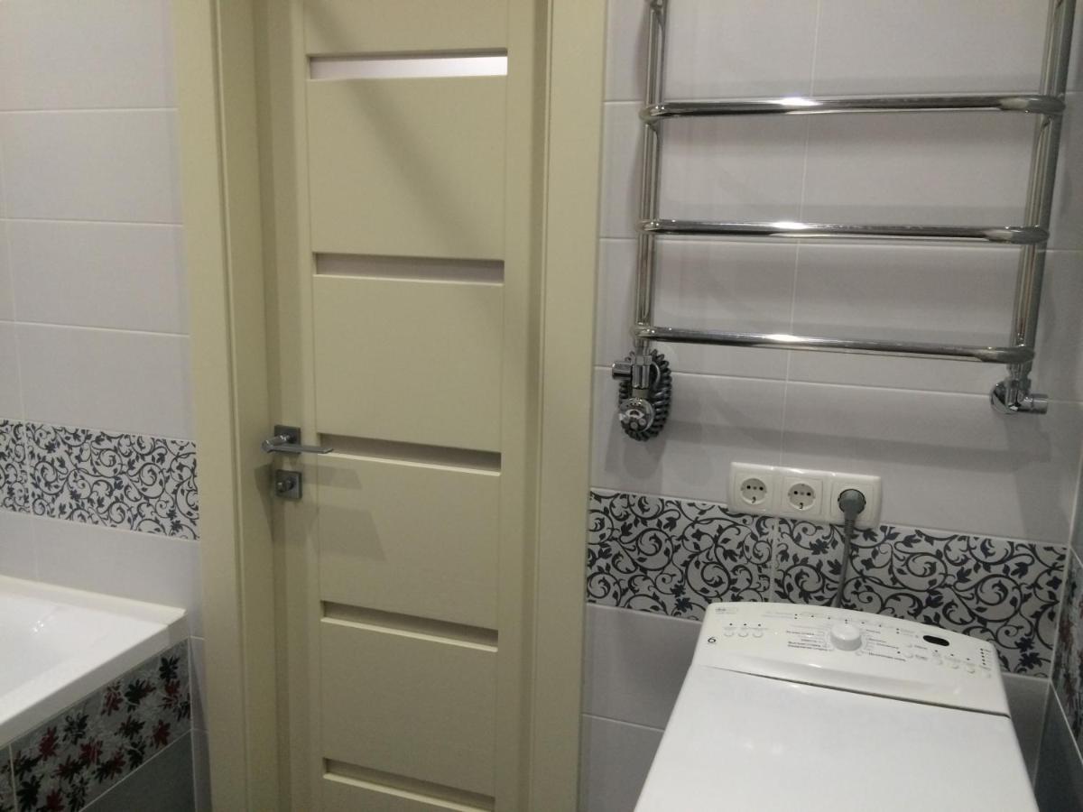 1 Комн Кв-Ра С Видом На Днепр В Новострое Cherkasy Luaran gambar