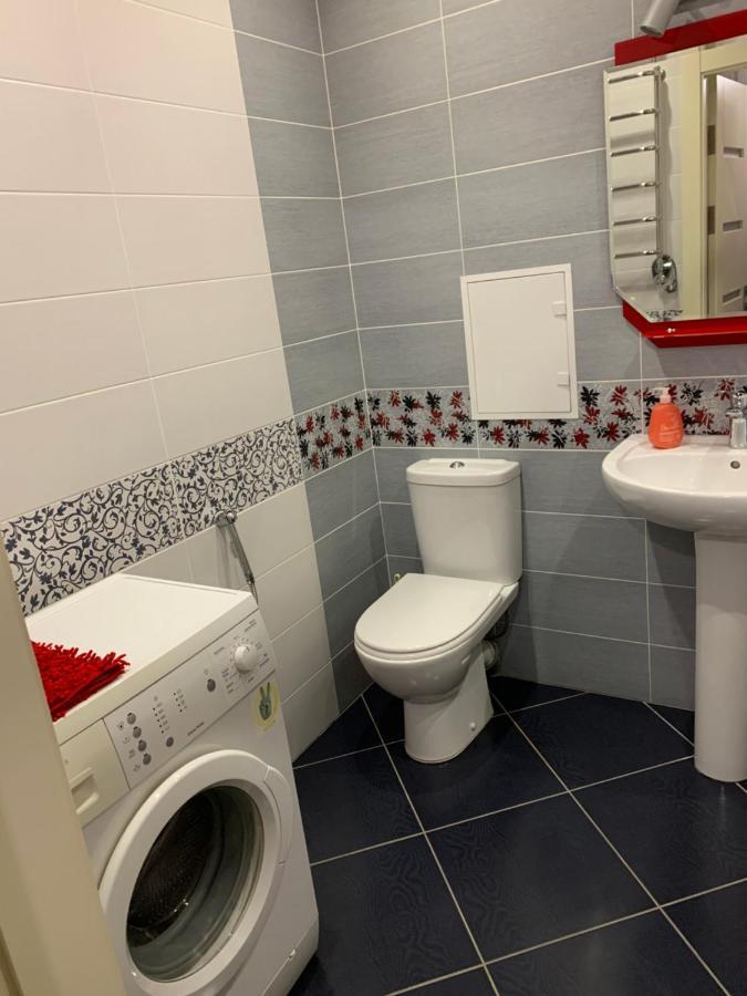 1 Комн Кв-Ра С Видом На Днепр В Новострое Cherkasy Luaran gambar